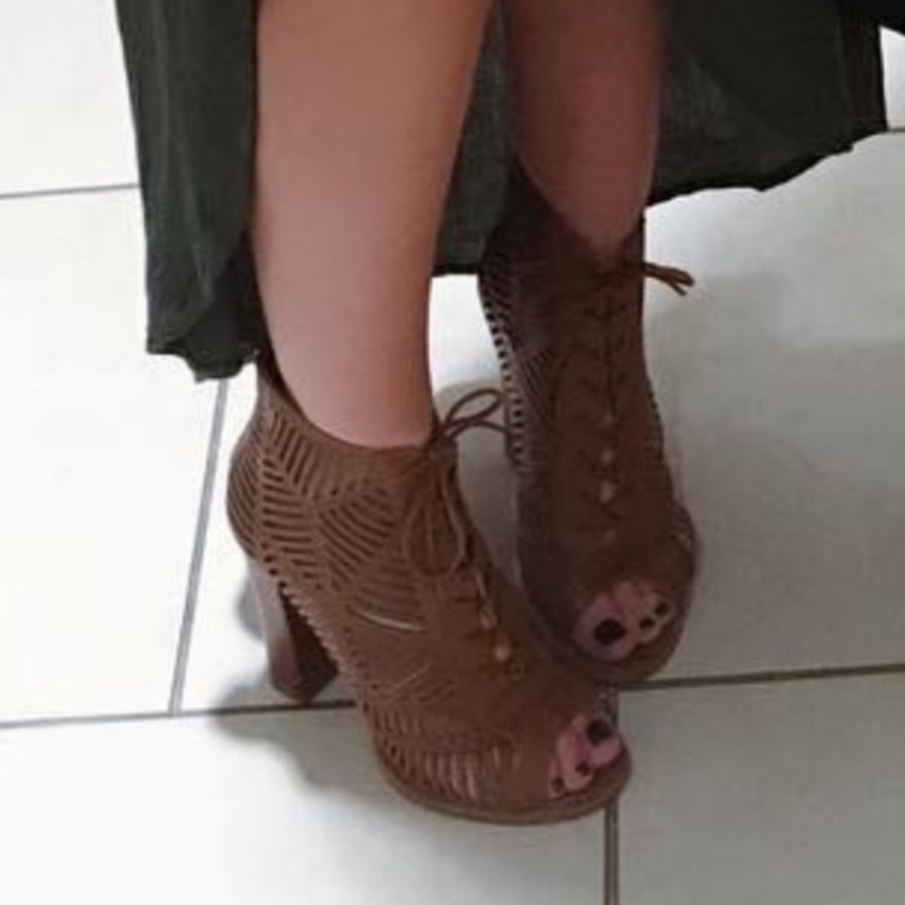 Cut out High Heeled Sandals
